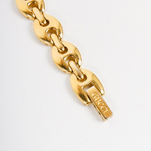 SOLD Gucci Vintage Interchangeable Bezel Watch - Picture 5 of 10